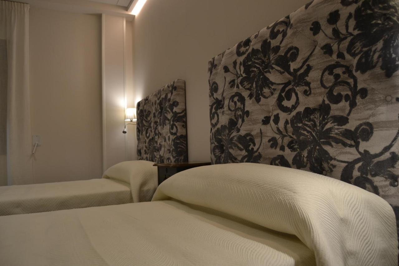 Hotel Espanol La Pueblanueva ภายนอก รูปภาพ